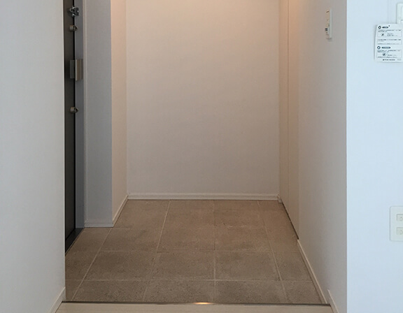 広く余裕のある玄関ポーチ