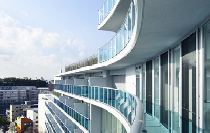 南向き×高台の開放感