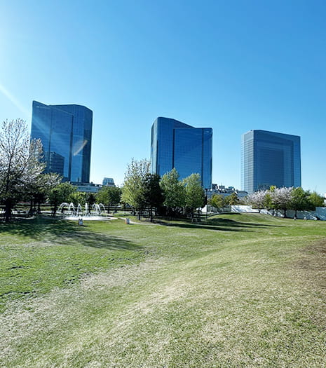 芝浦中央公園（徒歩7分/約560m）