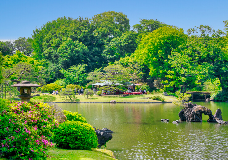 六義園